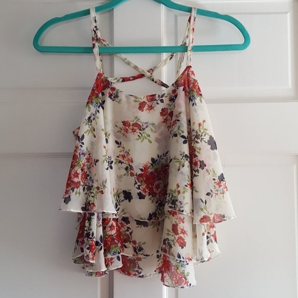 Flowy tank